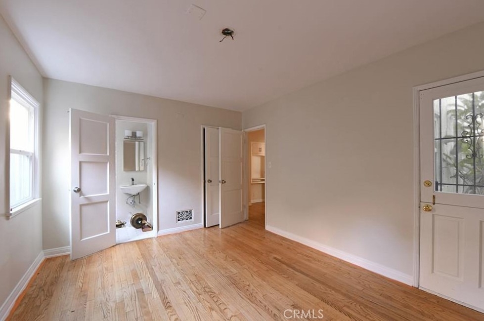 11061 Ohio Avenue - Photo 4