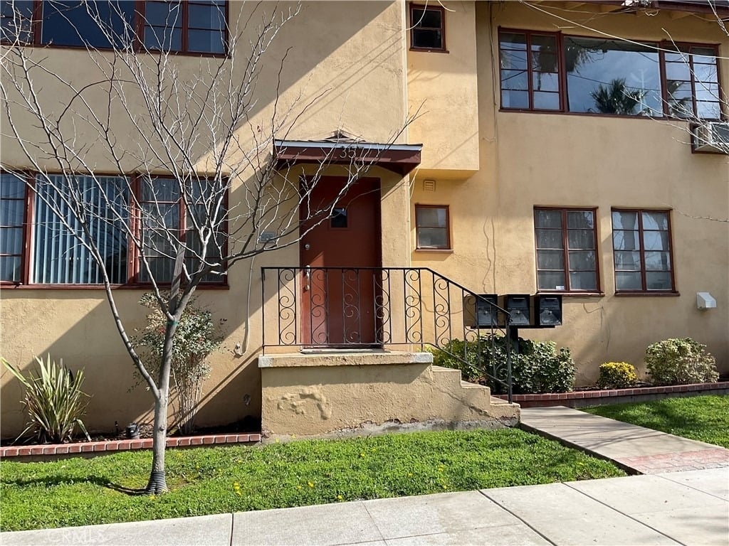 357 Grant Street - Photo 0