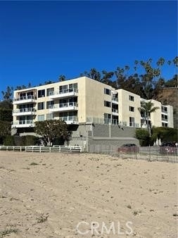 723 Palisades Beach Road - Photo 22