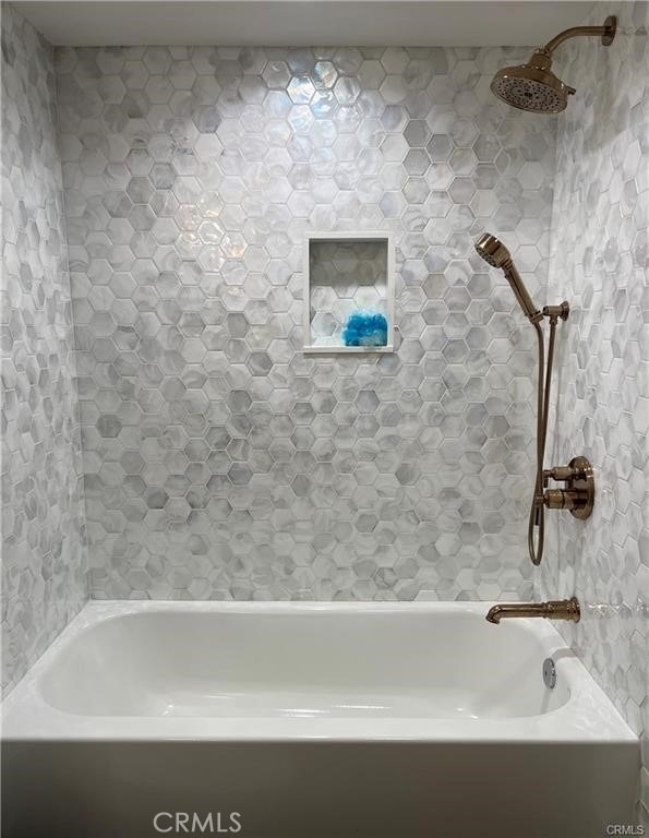 723 Palisades Beach Road - Photo 19