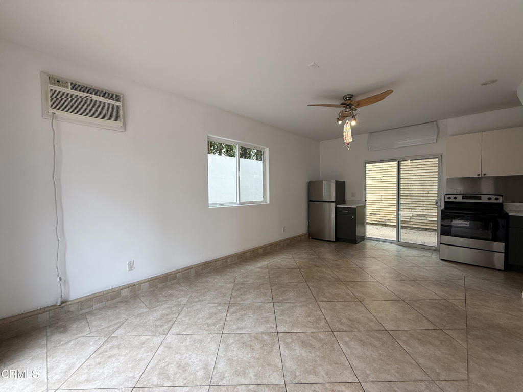 748 N La Jolla Avenue - Photo 1
