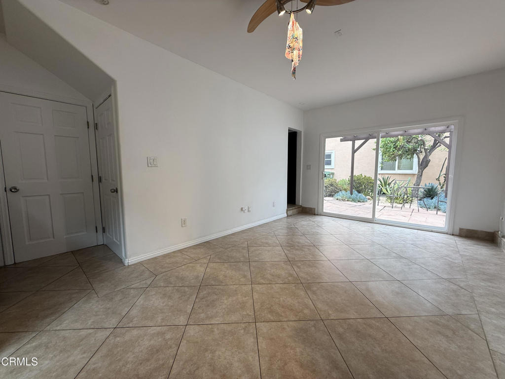 748 N La Jolla Avenue - Photo 4