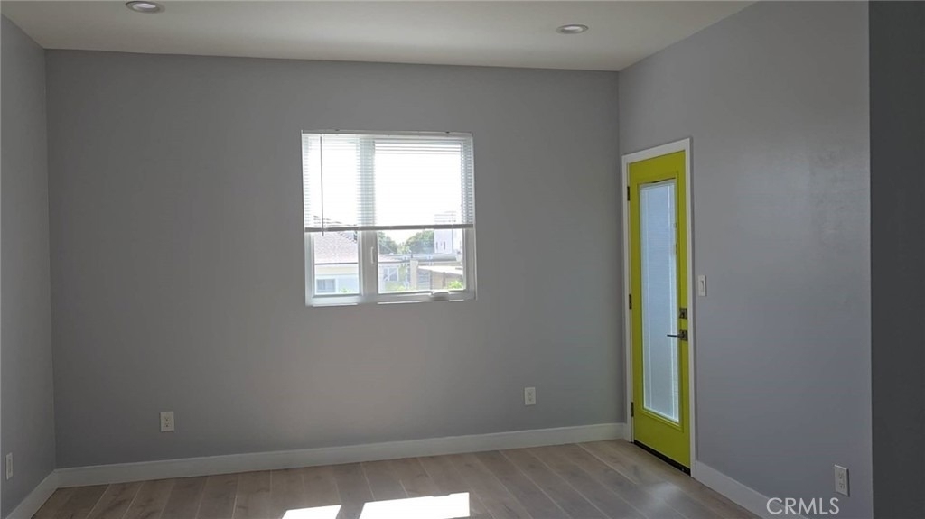 2250 W 14th - Photo 14