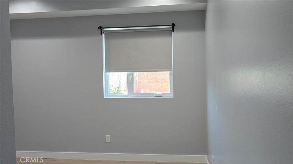 2250 W 14th - Photo 11