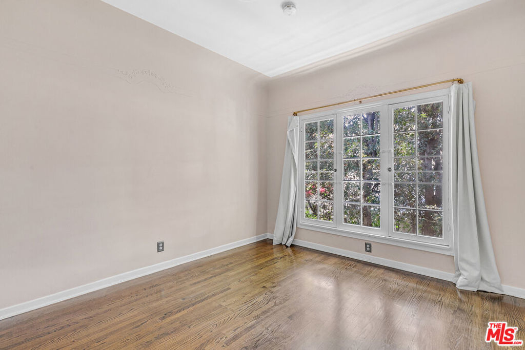 6053 Scenic Avenue - Photo 29