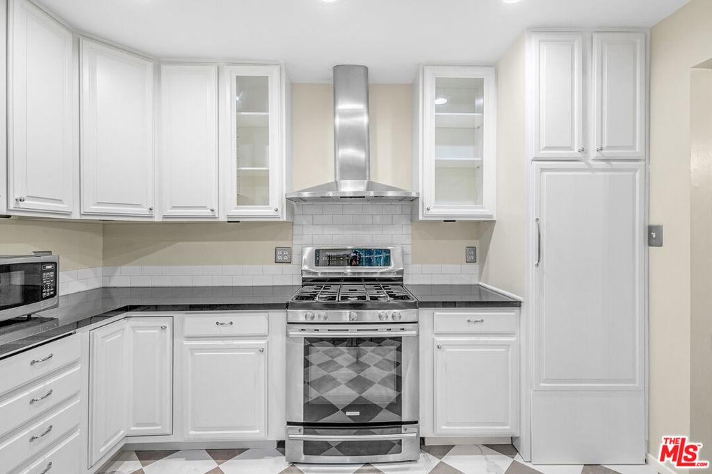 6053 Scenic Avenue - Photo 15
