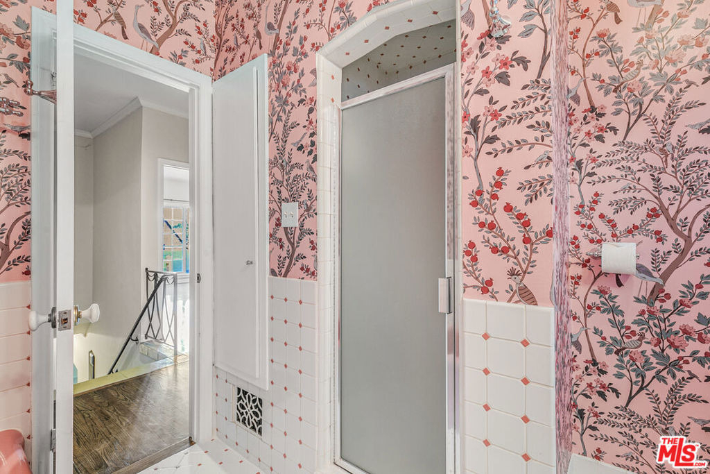 6053 Scenic Avenue - Photo 22