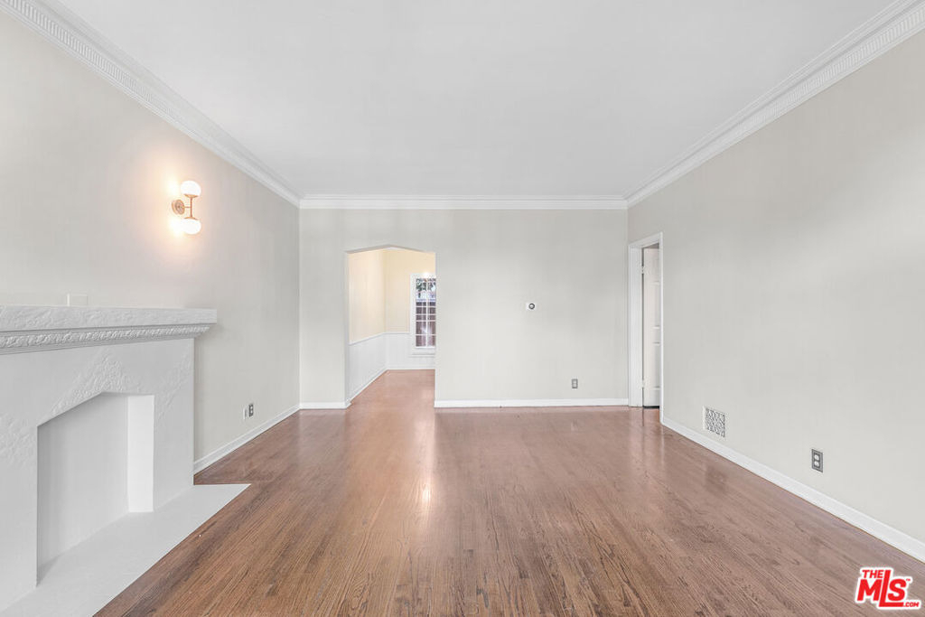 6053 Scenic Avenue - Photo 2