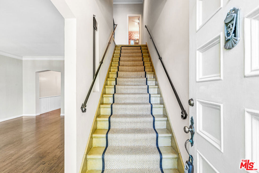 6053 Scenic Avenue - Photo 19