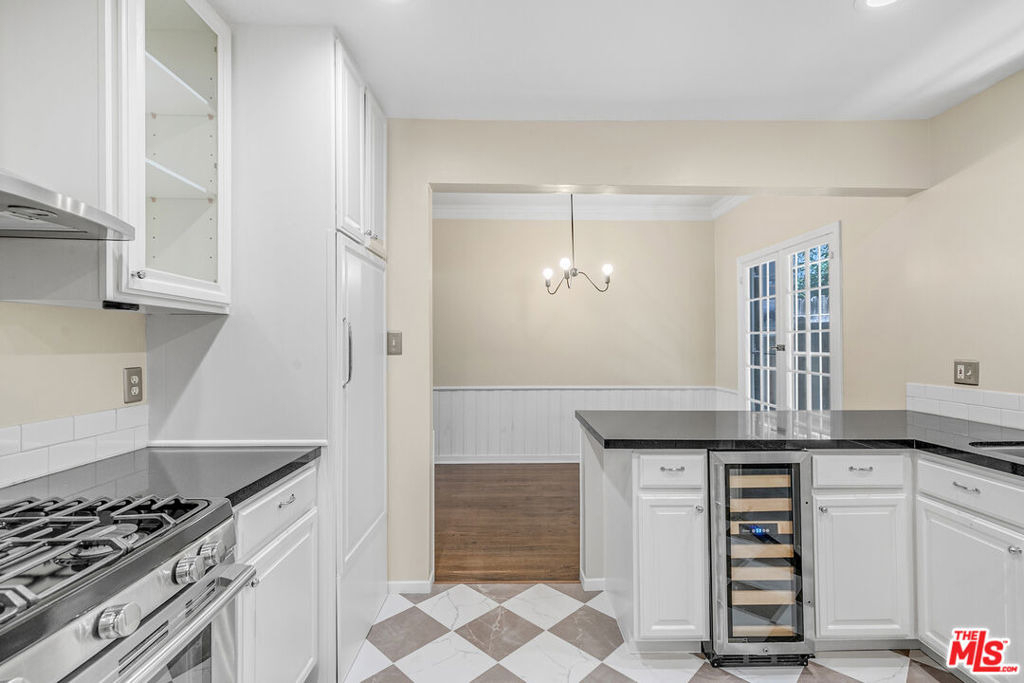 6053 Scenic Avenue - Photo 17