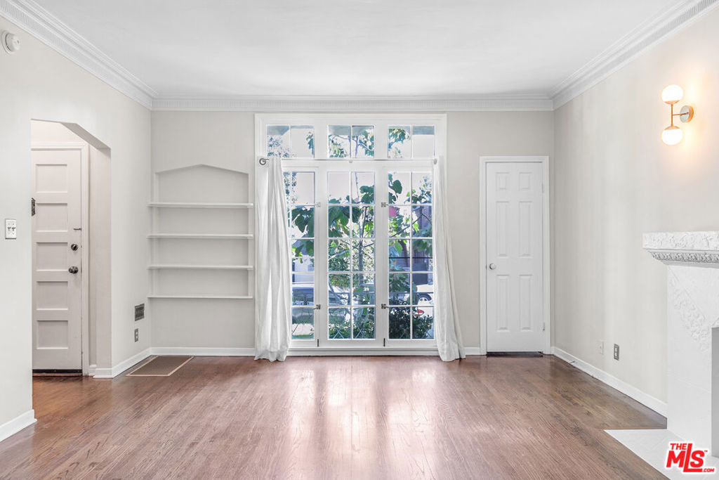 6053 Scenic Avenue - Photo 8