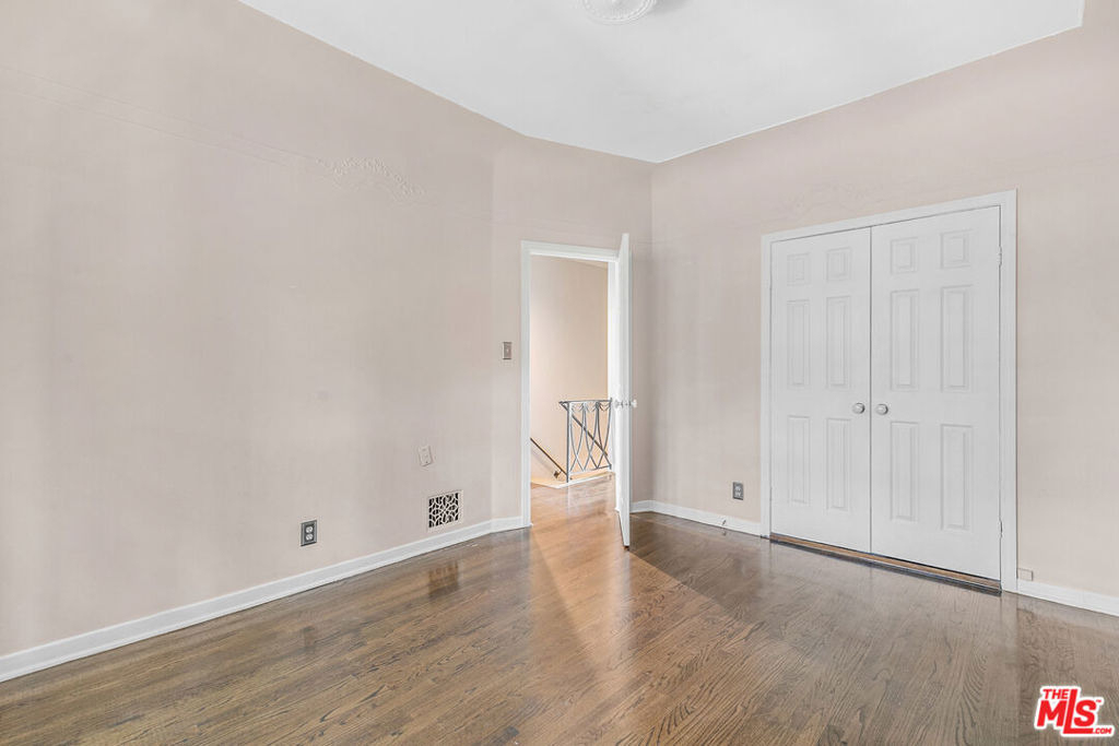 6053 Scenic Avenue - Photo 30