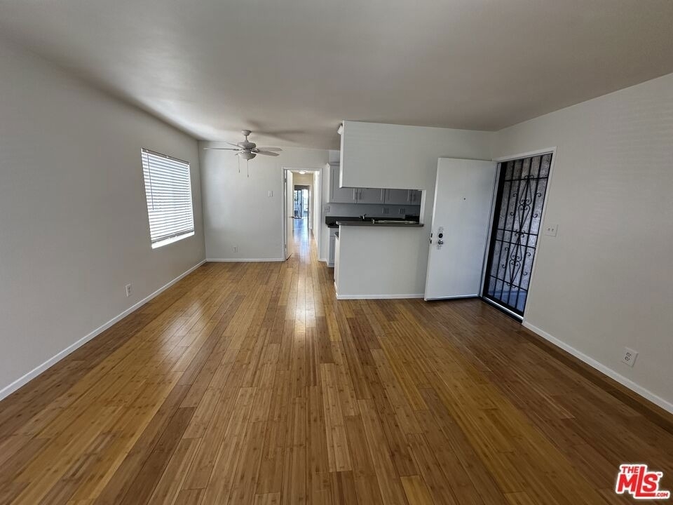 12779 Venice Boulevard - Photo 3