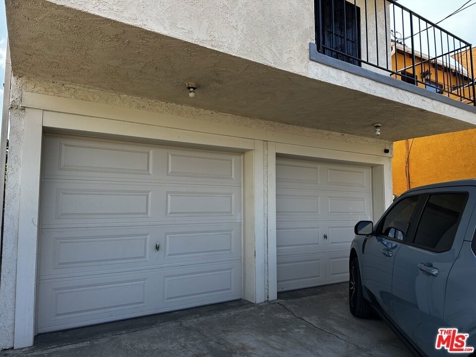 12779 Venice Boulevard - Photo 19