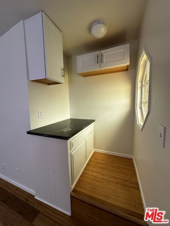 12779 Venice Boulevard - Photo 2