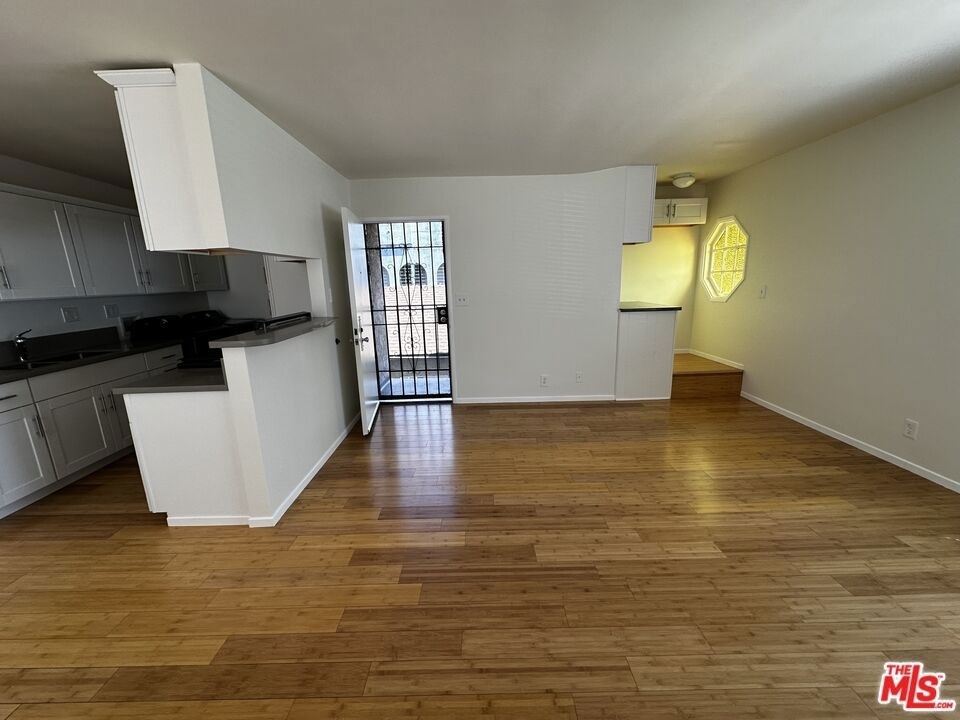 12779 Venice Boulevard - Photo 1