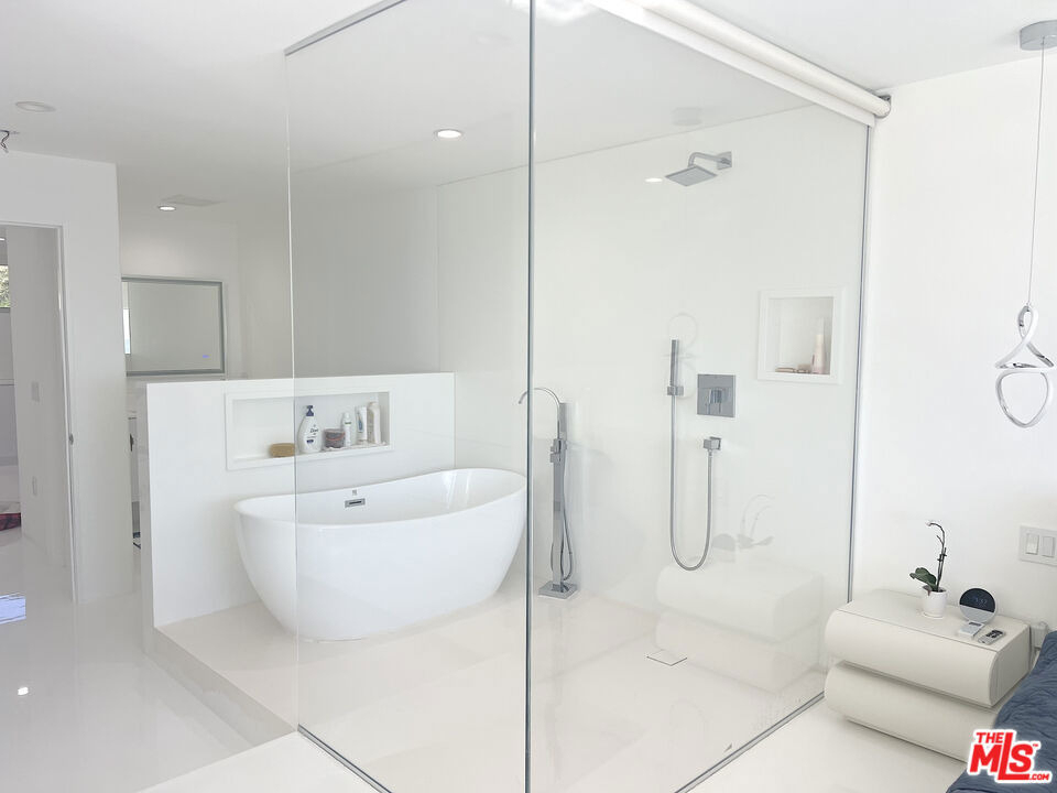 22548 Pacific Coast Highway - Photo 11