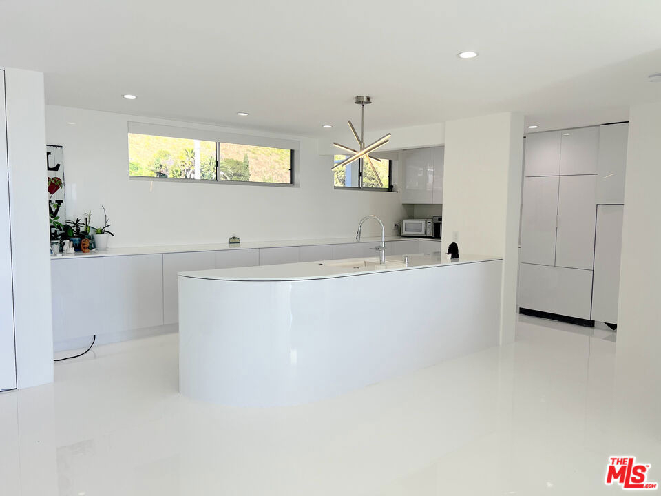 22548 Pacific Coast Highway - Photo 5