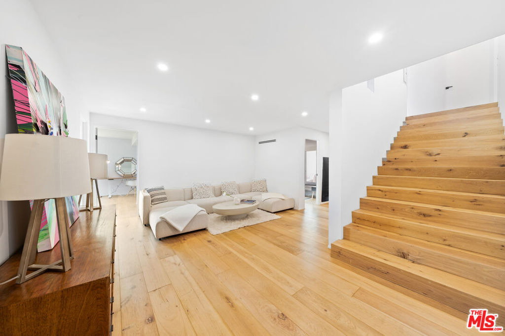 23812 Malibu Crest Drive - Photo 13