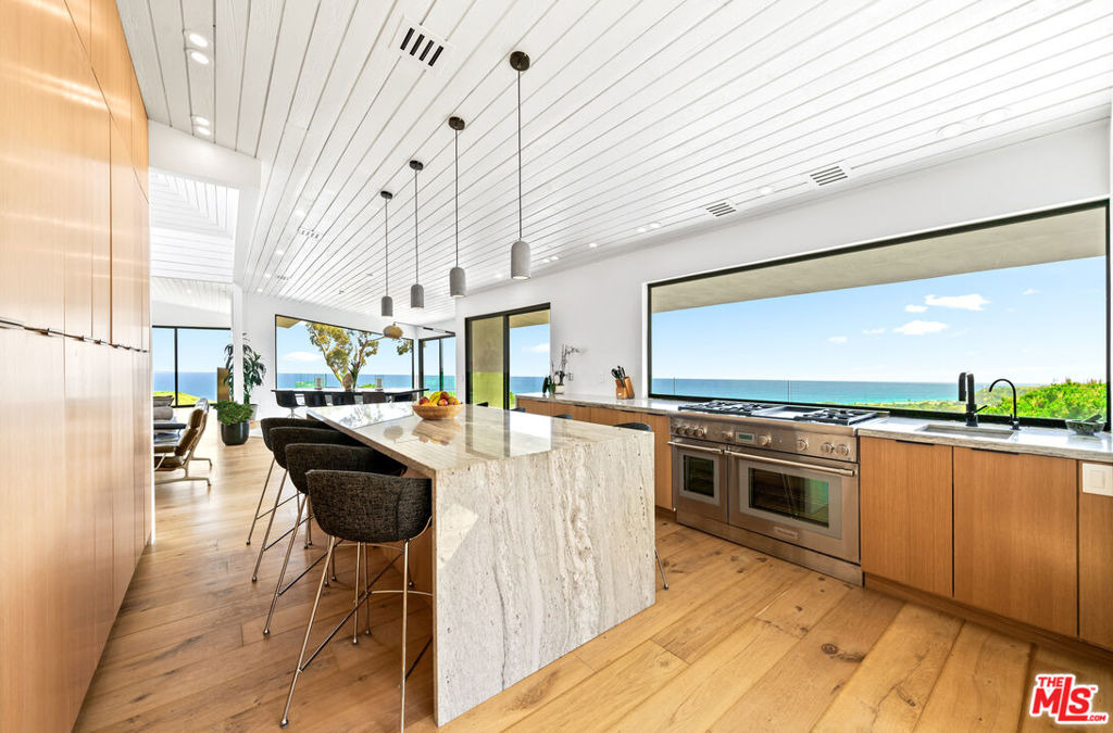 23812 Malibu Crest Drive - Photo 8
