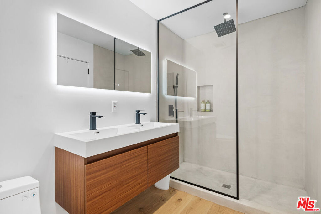 23812 Malibu Crest Drive - Photo 12