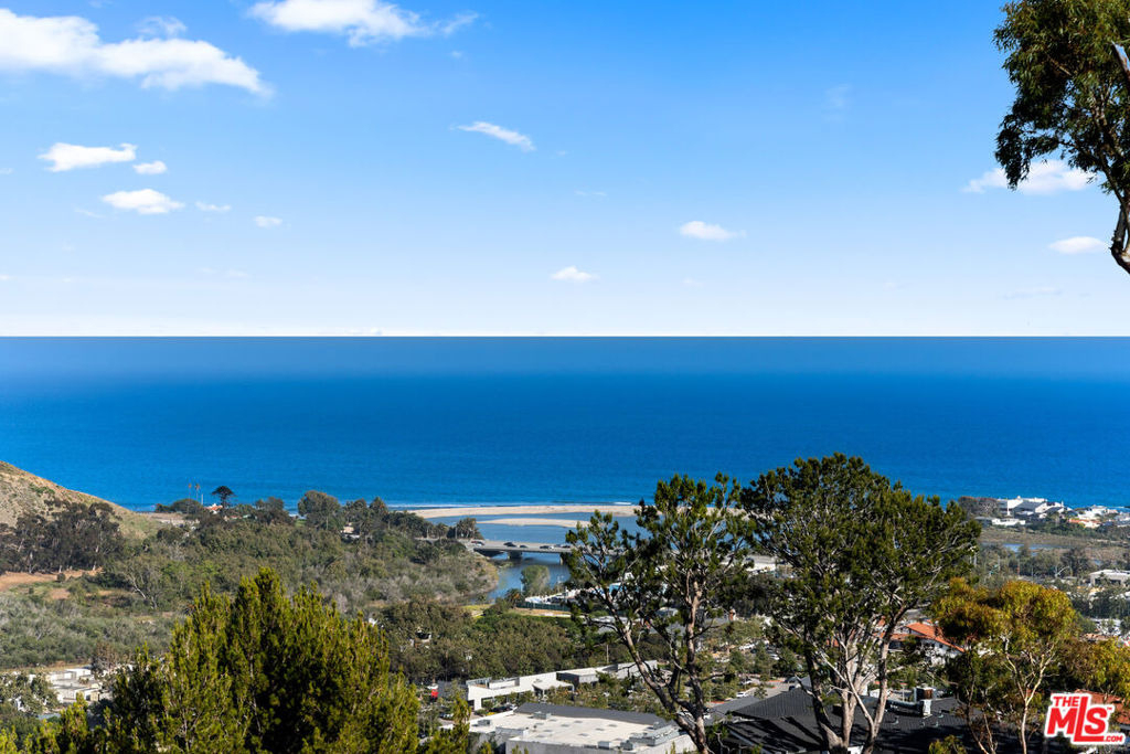 23812 Malibu Crest Drive - Photo 0