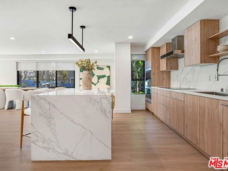 350 N Palm Drive - Photo 9