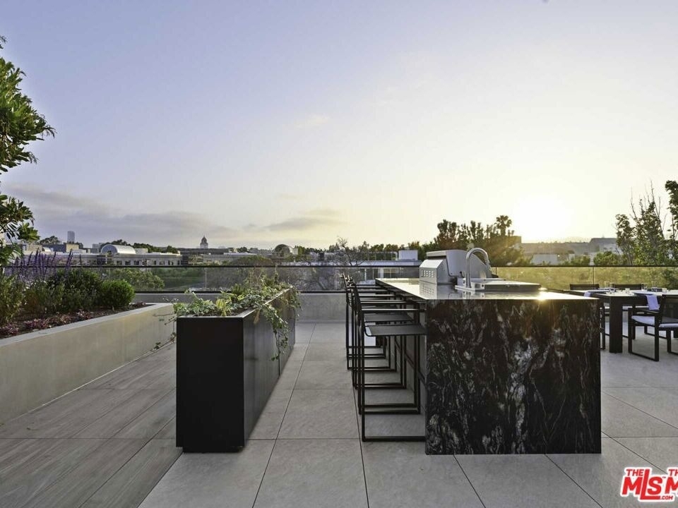 350 N Palm Drive - Photo 27