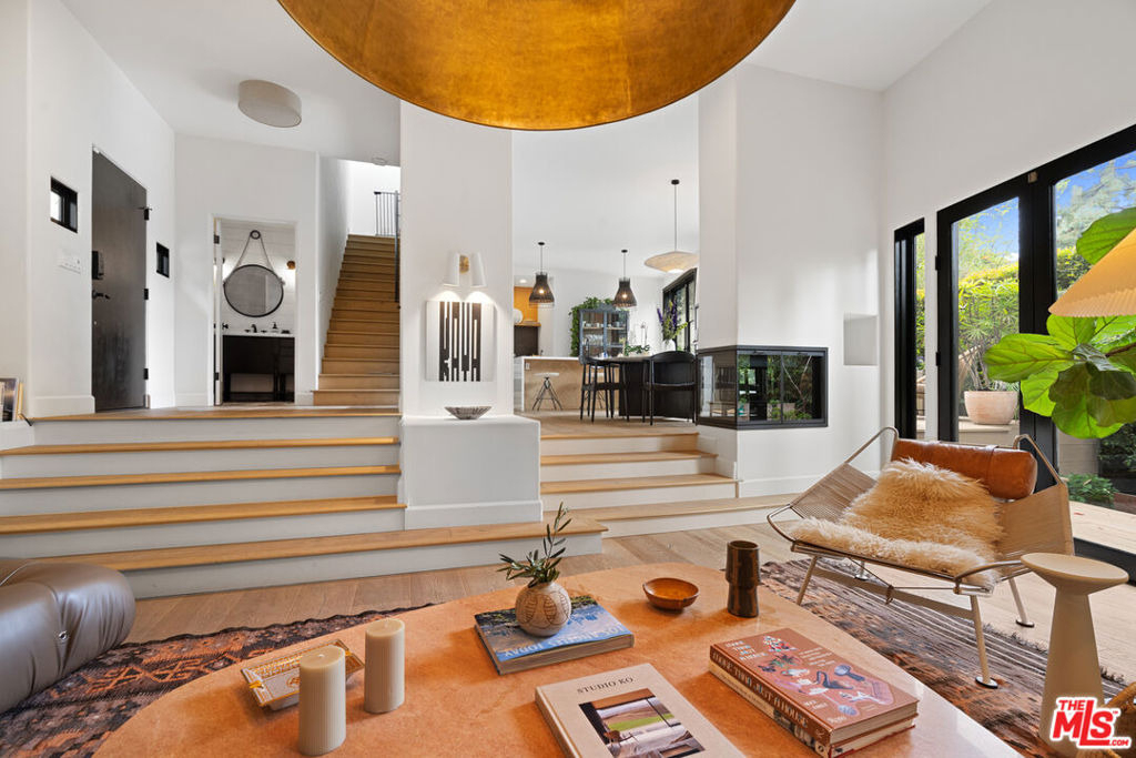 2065 Watsonia Terrace - Photo 6