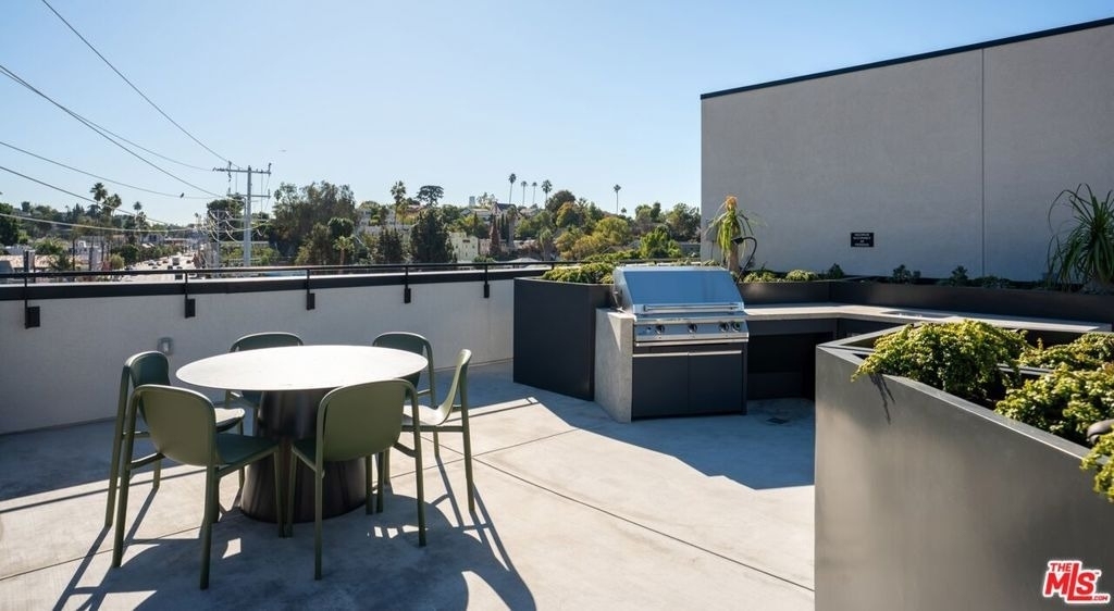 3004 W Sunset Boulevard - Photo 24