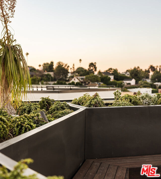 3004 W Sunset Boulevard - Photo 25