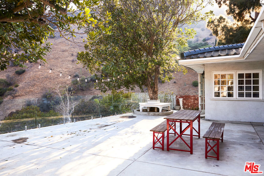 2200 Outpost Drive - Photo 12