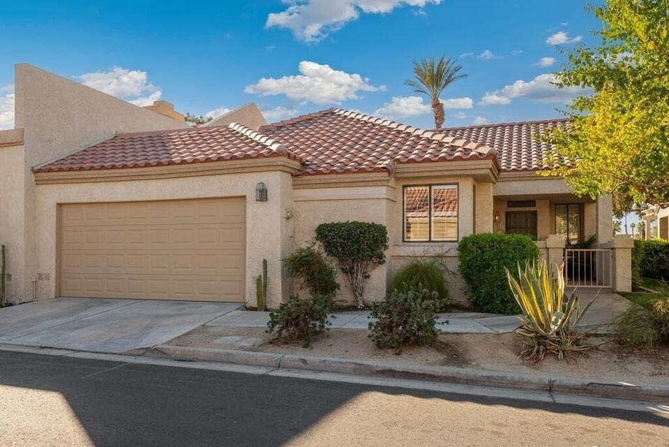 41417 Princeville Lane - Photo 1
