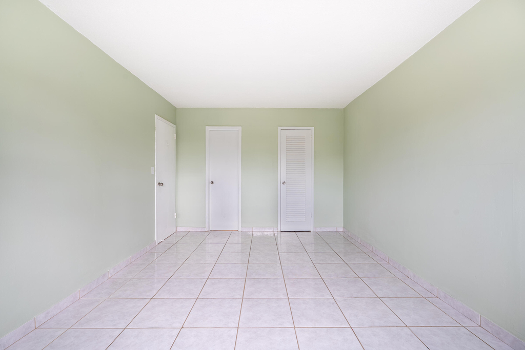 2200 E Hallandale Beach Boulevard - Photo 19