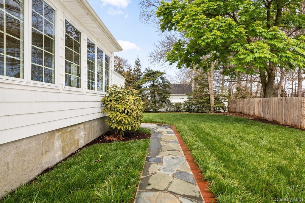 11 Bieselin Road - Photo 15