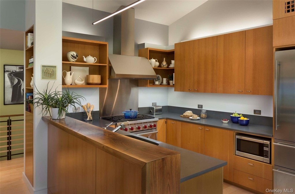 425 Lake Drive - Photo 7