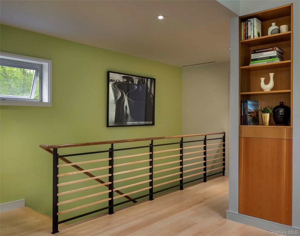 425 Lake Drive - Photo 5