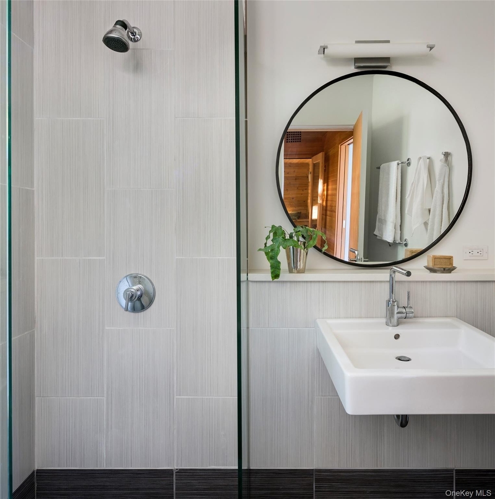 425 Lake Drive - Photo 12