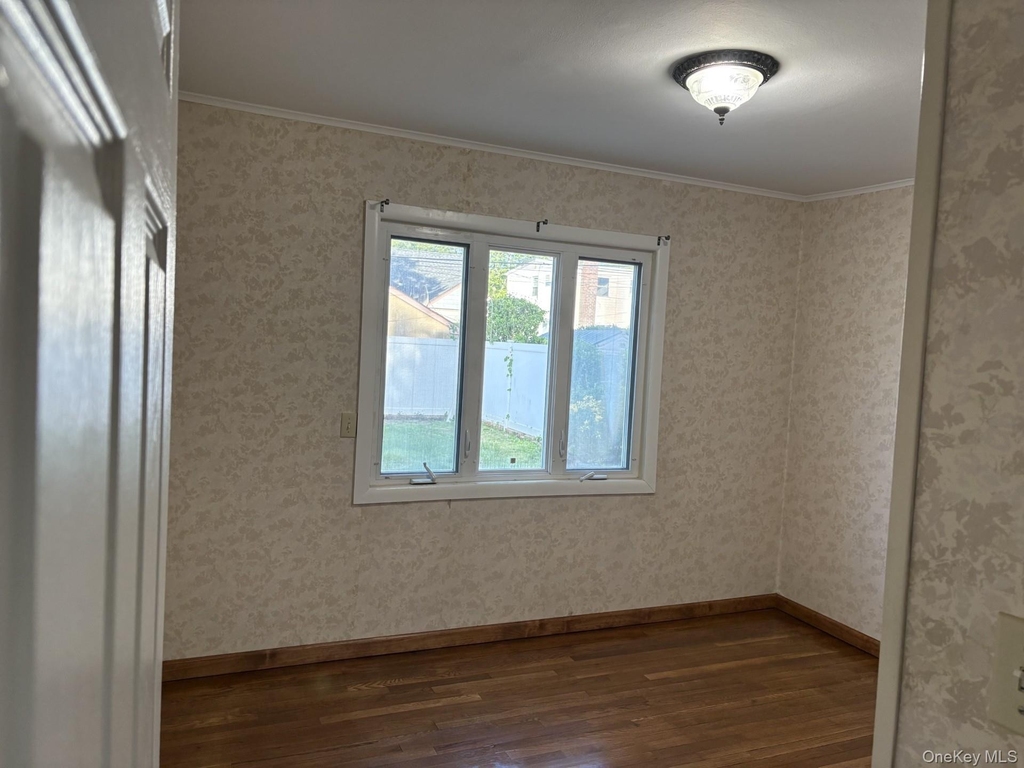 8111 261st Street - Photo 7