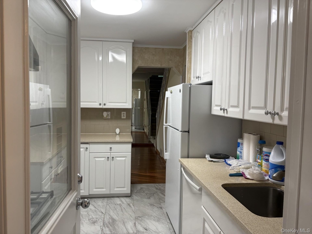 8111 261st Street - Photo 3