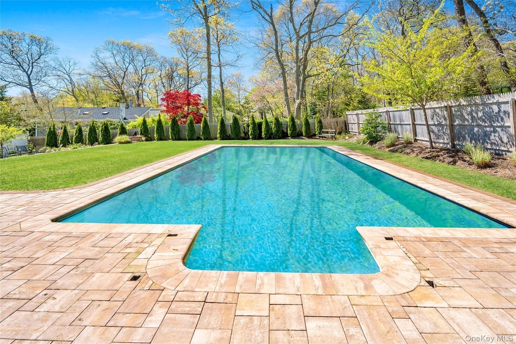 27 Summit Boulevard - Photo 16