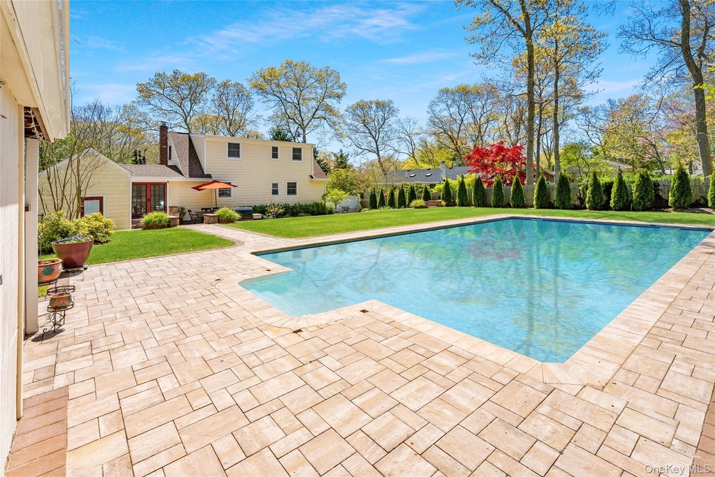 27 Summit Boulevard - Photo 17