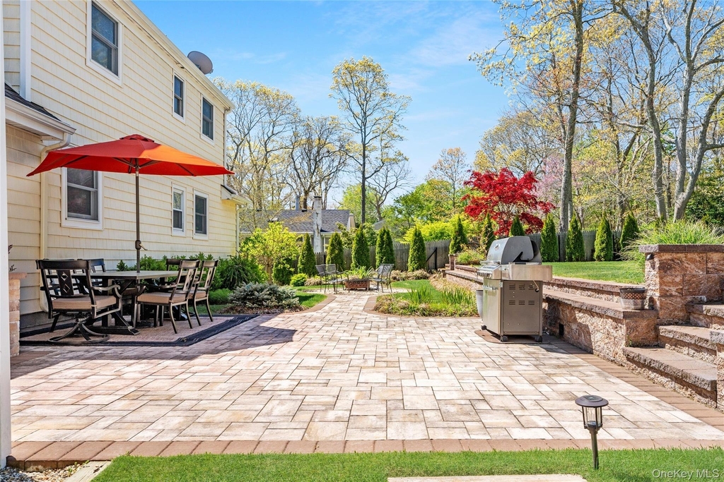 27 Summit Boulevard - Photo 20