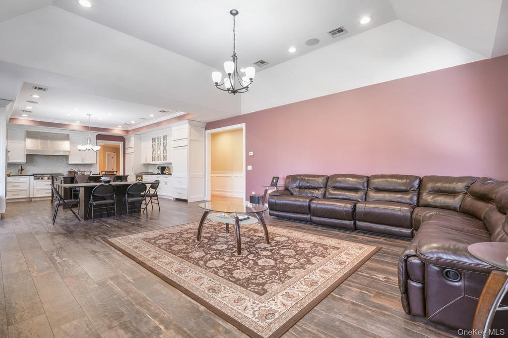 13 White Birch Drive - Photo 16