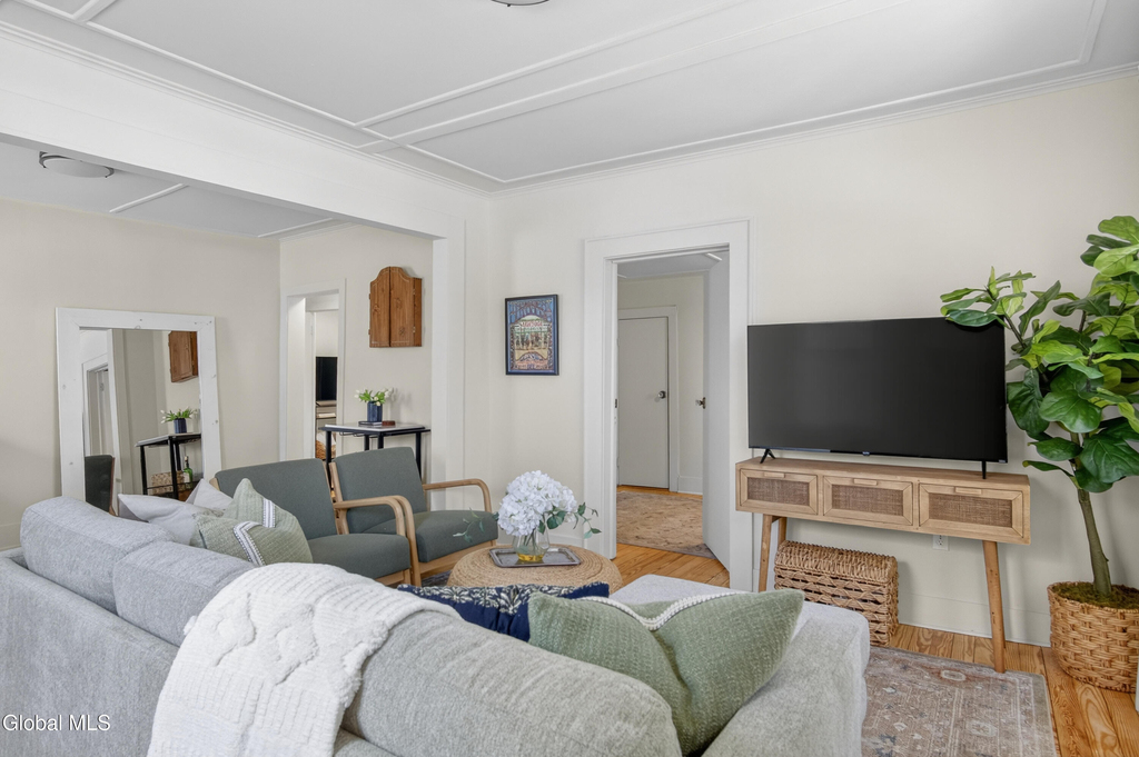 5 Van Dorn Street - Photo 2
