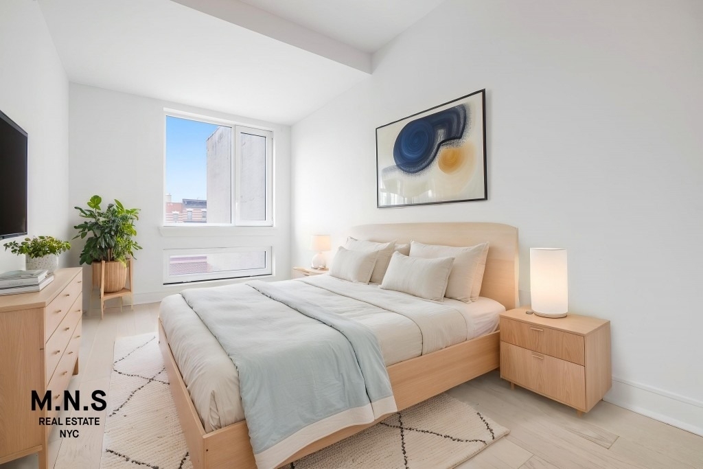 531 W 159th Street - Photo 10