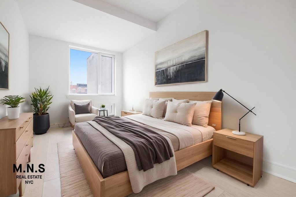 531 W 159th Street - Photo 11