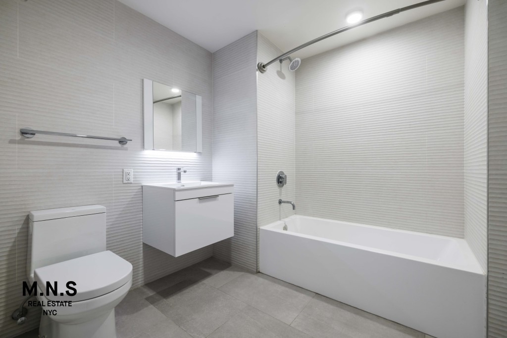 531 W 159th Street - Photo 12