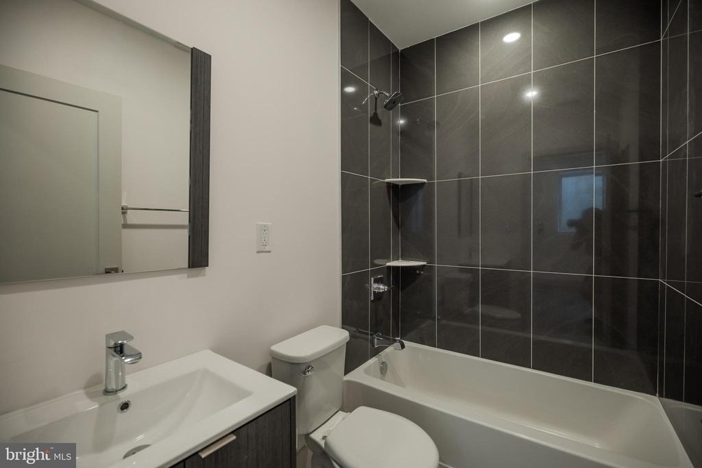 3716 Haverford Ave - Photo 8