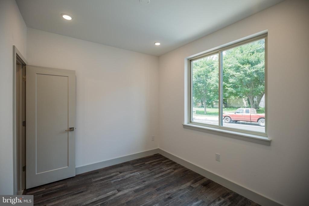 3716 Haverford Ave - Photo 3